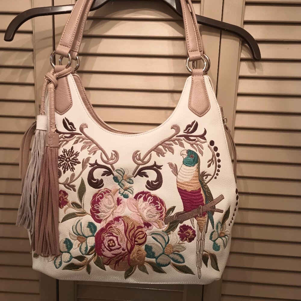 SHARIF White Leather Shoulder Bag with Embroidery Parrot and Floral.